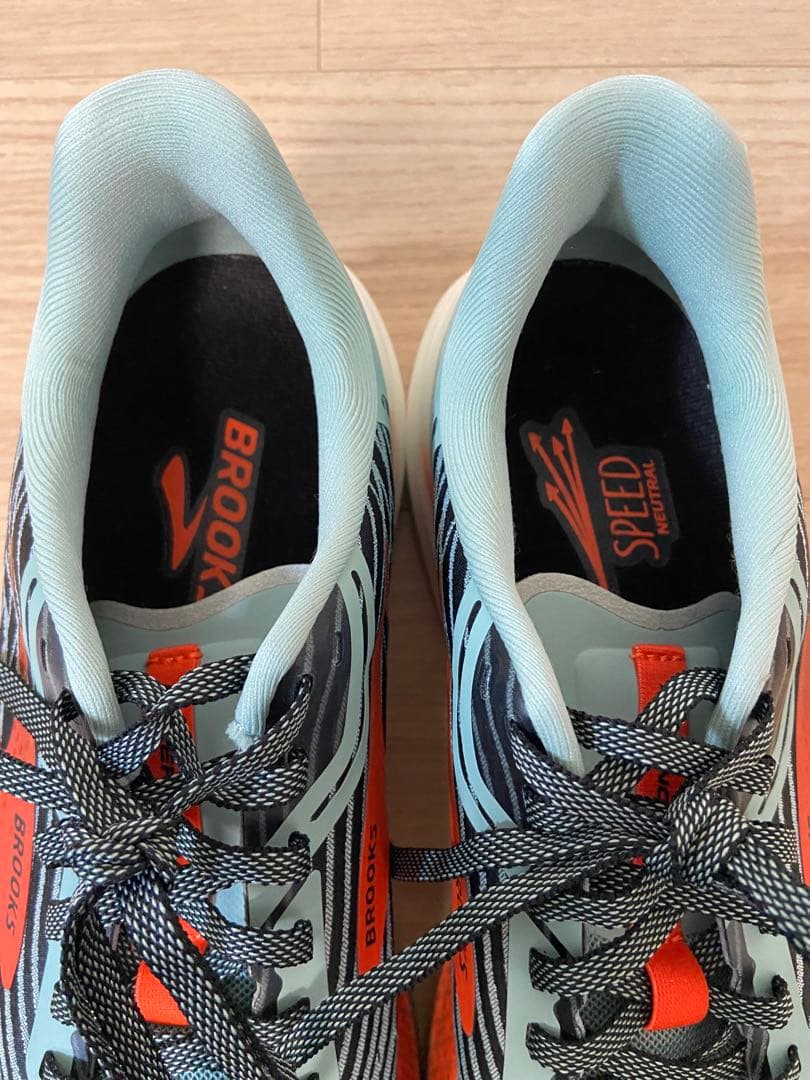 BROOKS Hyperion Max ブルックス ハイペリオン マックス