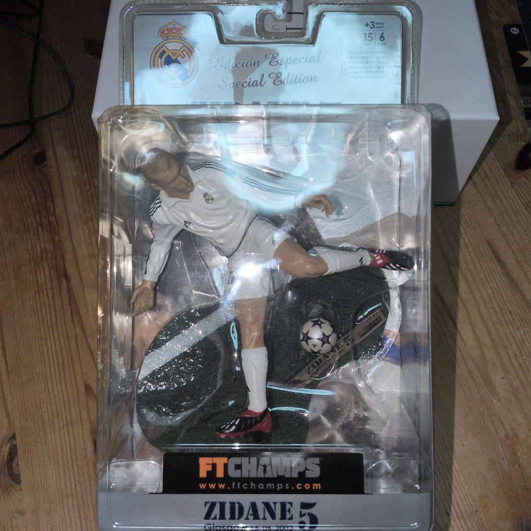 【激レア】ジダン レアルマドリード CLファイナルバージョンフィギュア