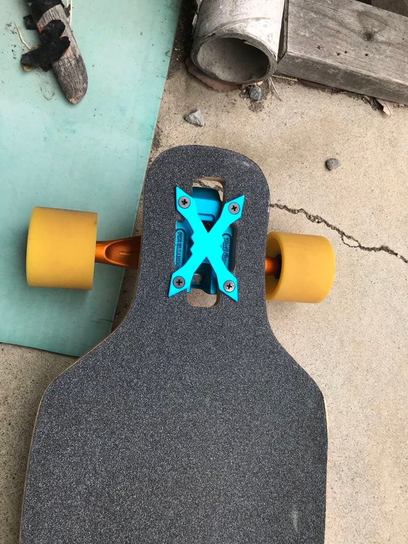 madrid スケートボード カラフルデザイン