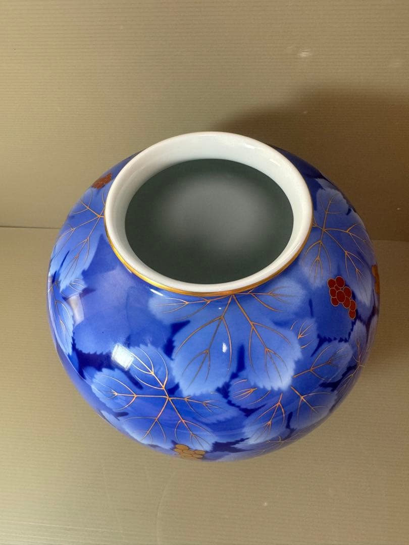 2703 深川製磁　呉須葡萄　花瓶　金彩　未使用