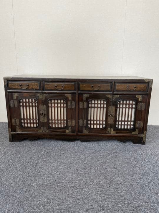 李朝箪笥 桐箪笥 キャビネット 2つの 観音扉 4つの 小引き出し 中古品