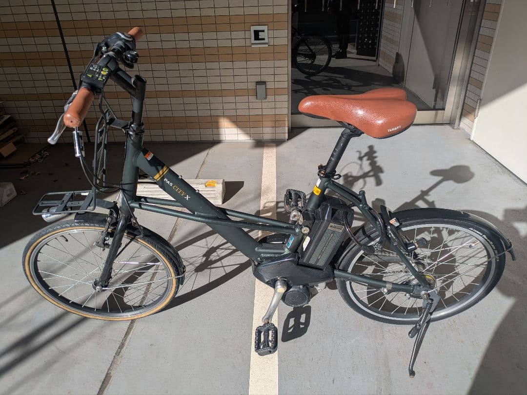 2021年モデル　ヤマハ　PAS CITY-X　20インチ　電動自転車　ミニベロ