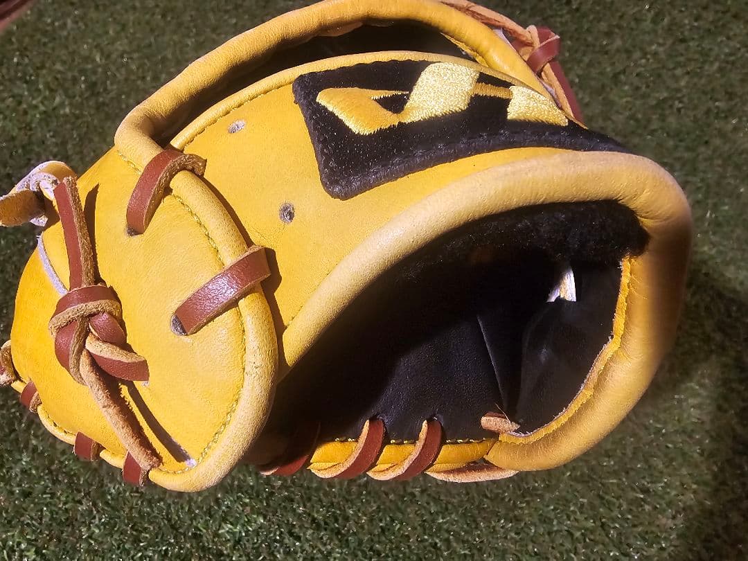 ハタケヤマ　TH-197X　軟式　外野手　右投げ　グラブ