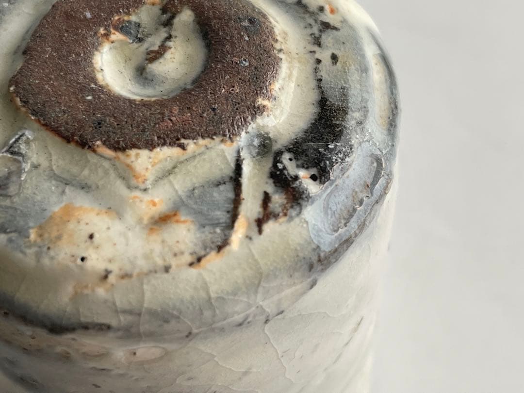 陶芸家　辻村史朗　粉吹　ぐい呑　粉引　酒器　酒杯　筒杯　共箱