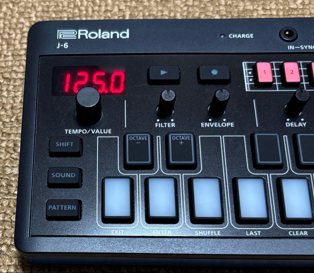 完全動作品 Roland AIRA Compact J-6
