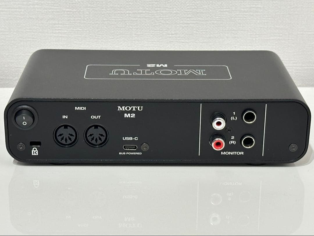 MOTU M2 オーディオインターフェース