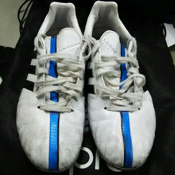 adidasのサッカースパイク 11pro 25,5cmです。