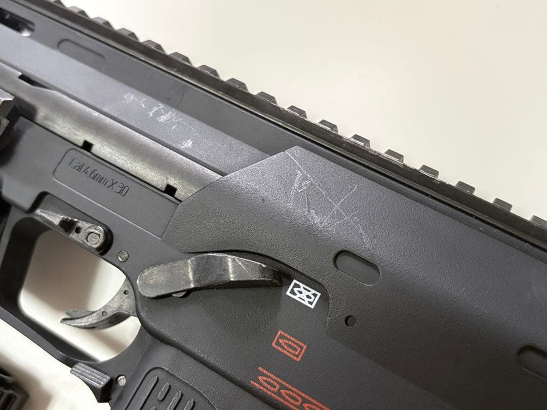 東京マルイ 電動コンパクトマシンガン MP7A1