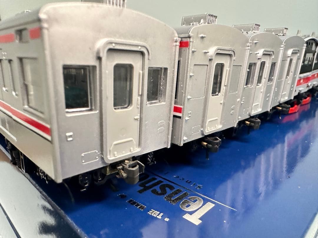 希少！Plum 1/80 JR201系 インドネシア通勤鉄道色　HOゲージ