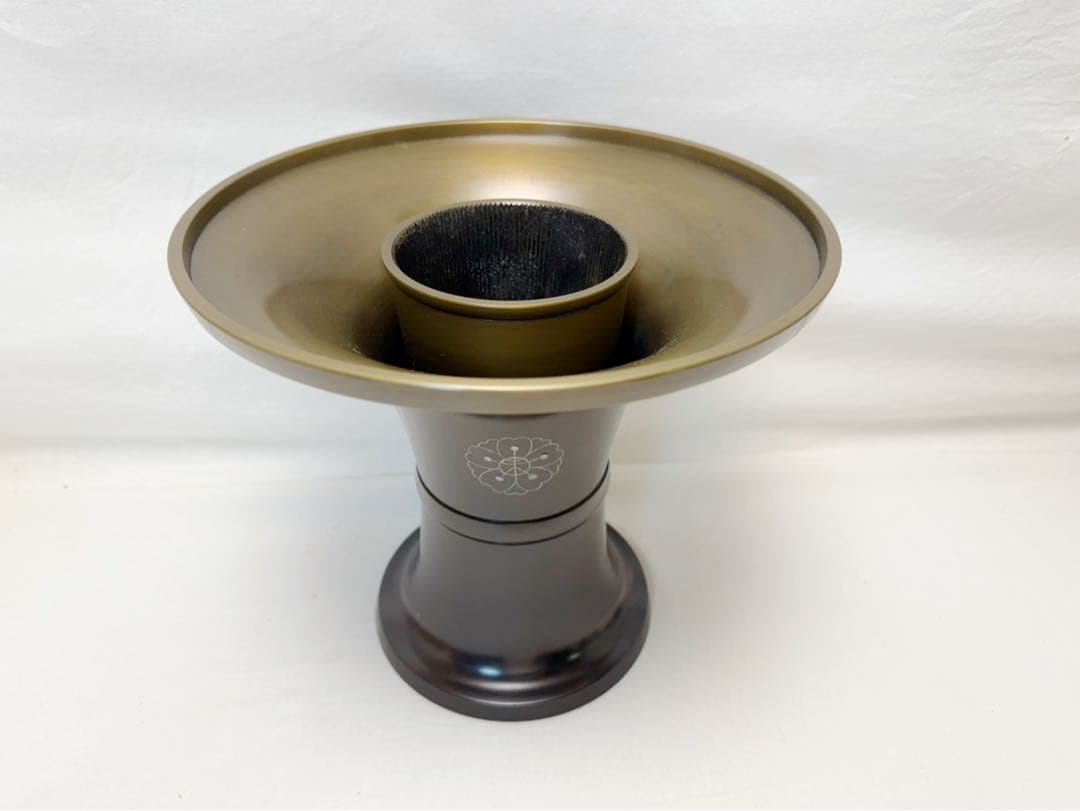 未使用 華道具 ラッパ型 銅 花入 重さ約3.6kg 金属工芸 花瓶 花器元箱