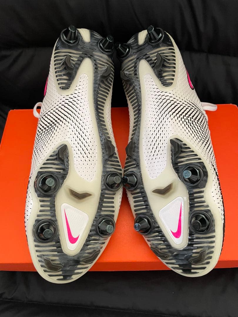 新品　ナイキファントムGTエリートSG-PRO 24.0cm 取り替え