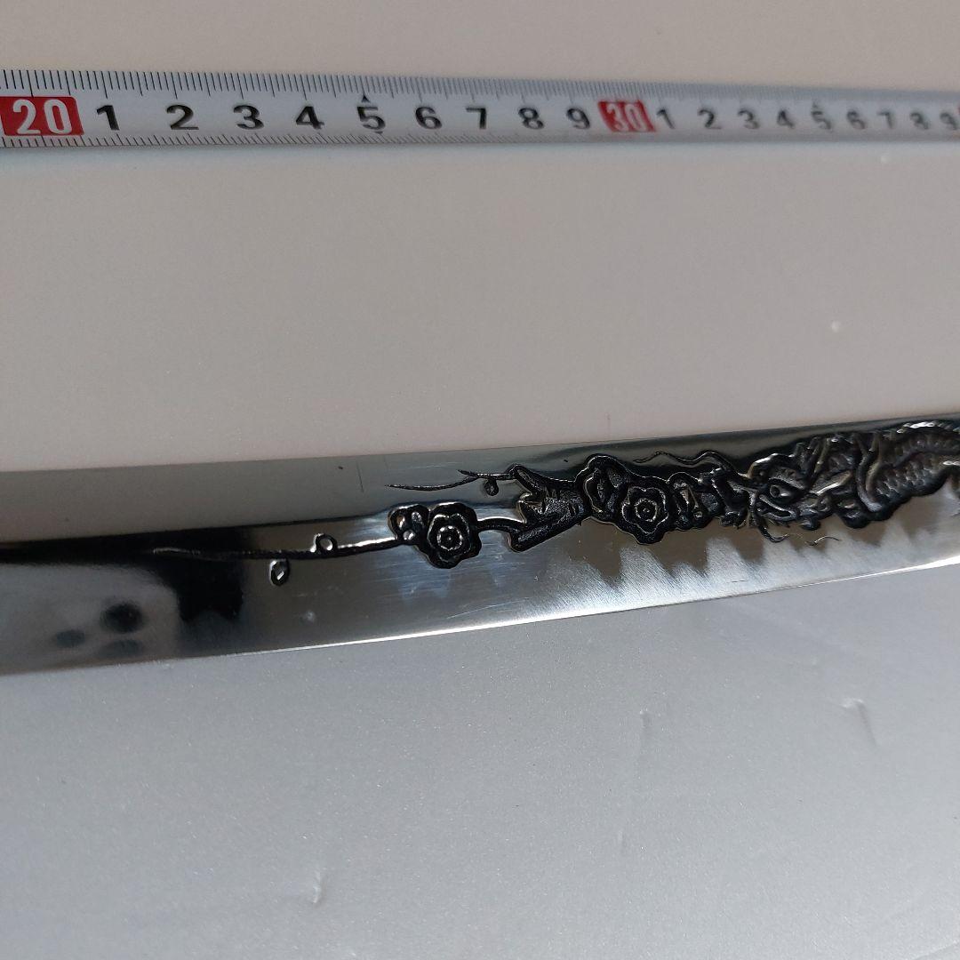 模造刀 竜彫刀 アンティーク　梵字 刀 白サヤ竜彫居合模擬刀日本刀刀剣金属製武具