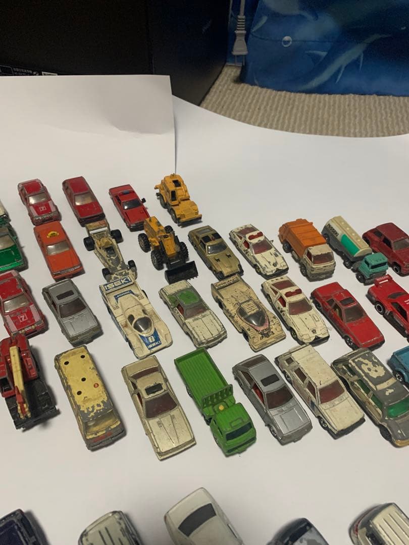 ミニカーセット 多数の車両デザイン