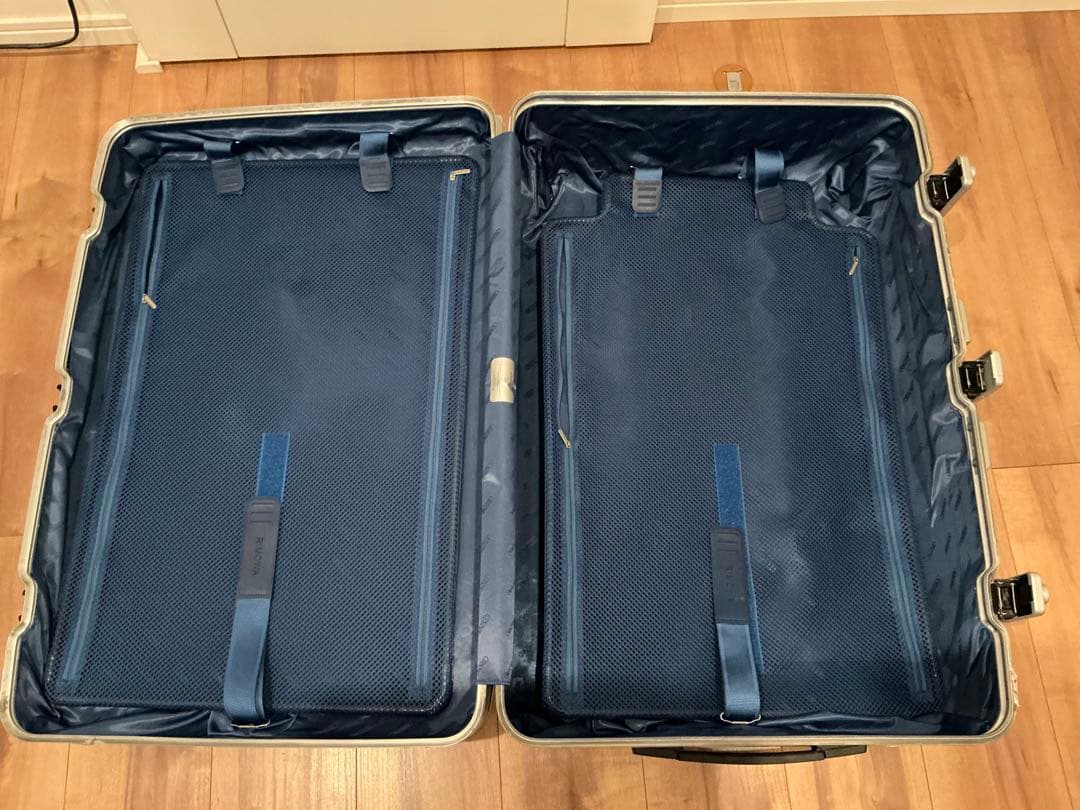 リモワ TOPAS 82L 2005年購入 正規店にてオーバーホール済み 2輪