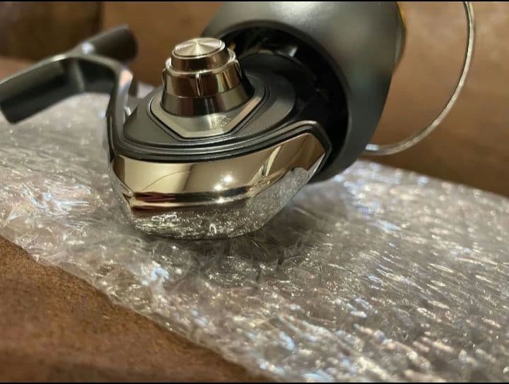 【新品未使用】23エアリティLT4000-XH