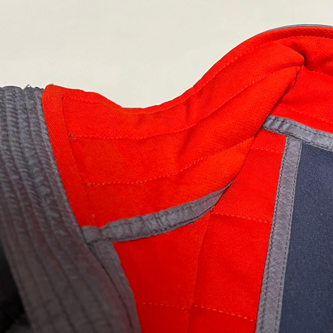 美品 J.LINDEBERG 中綿 ブルゾン L キルティングゴルフ グレー