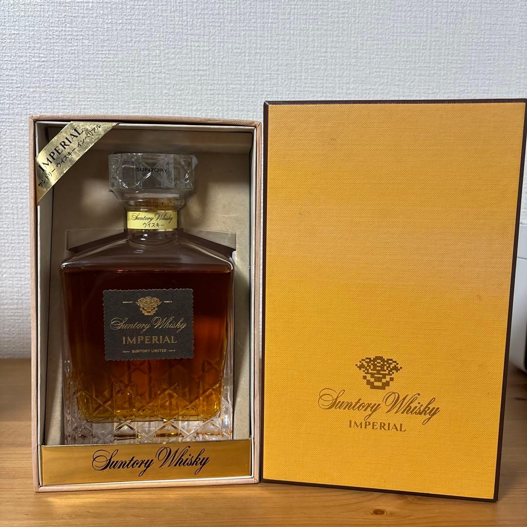 サントリーウイスキー　インペリアル　箱付き　未開封