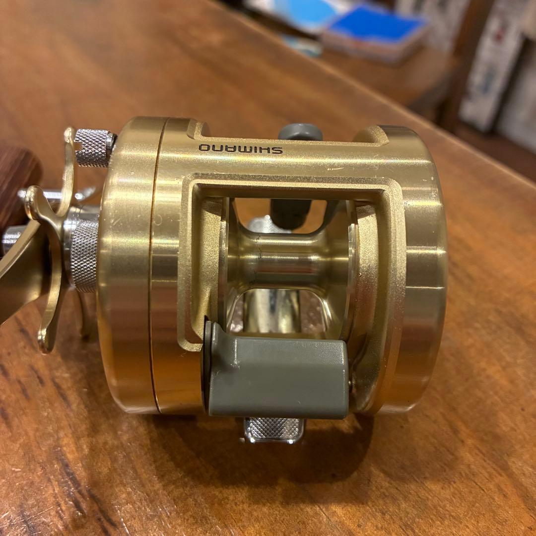 シマノ カルカッタ 小船 401 CALCUTTA