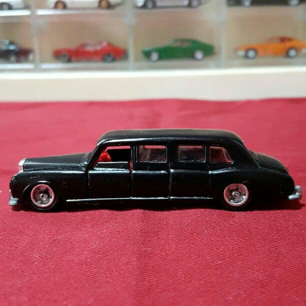 トミカ　ロールスロイス　改造　リムジン