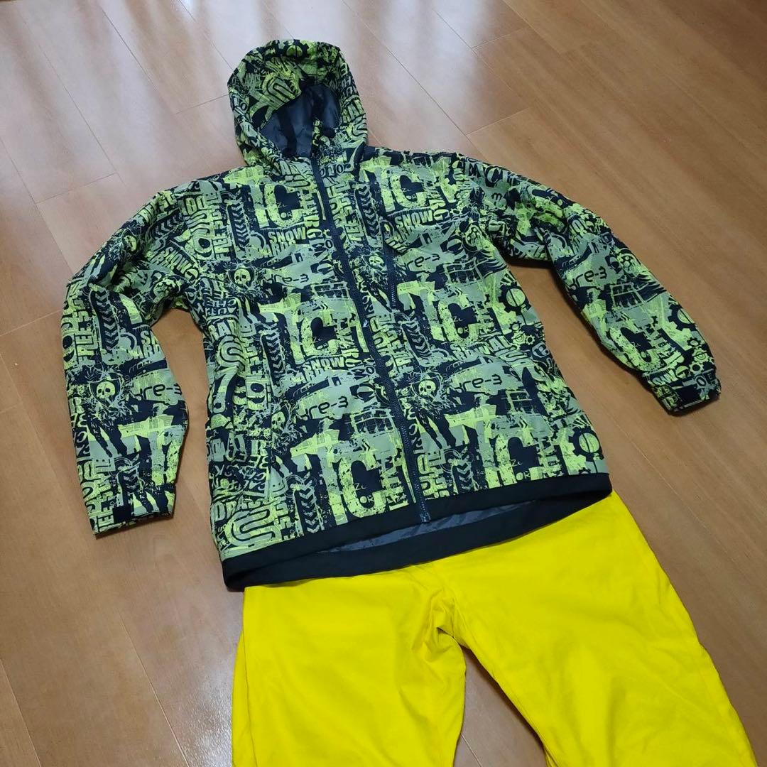 スノーボードウェア上下セット グリーン/イエロー　総柄　派手目