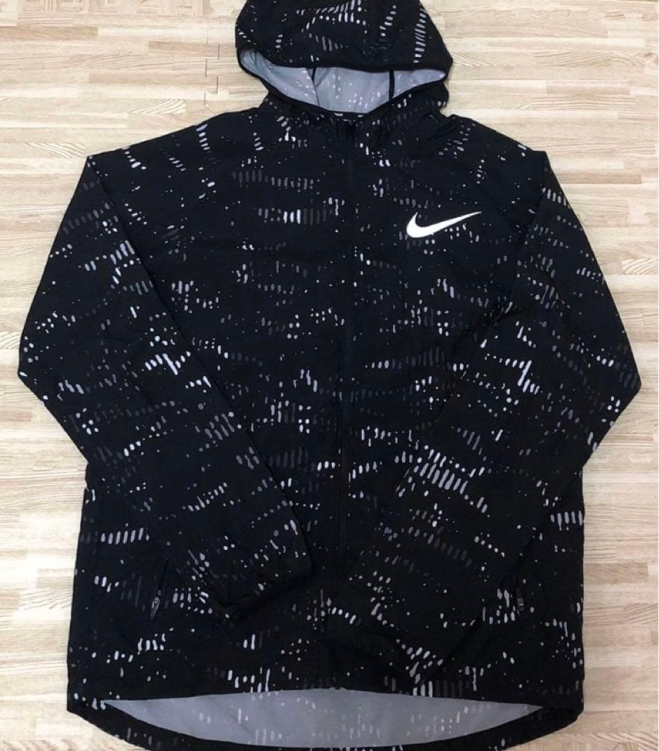 ナイキランニングジャケット総柄