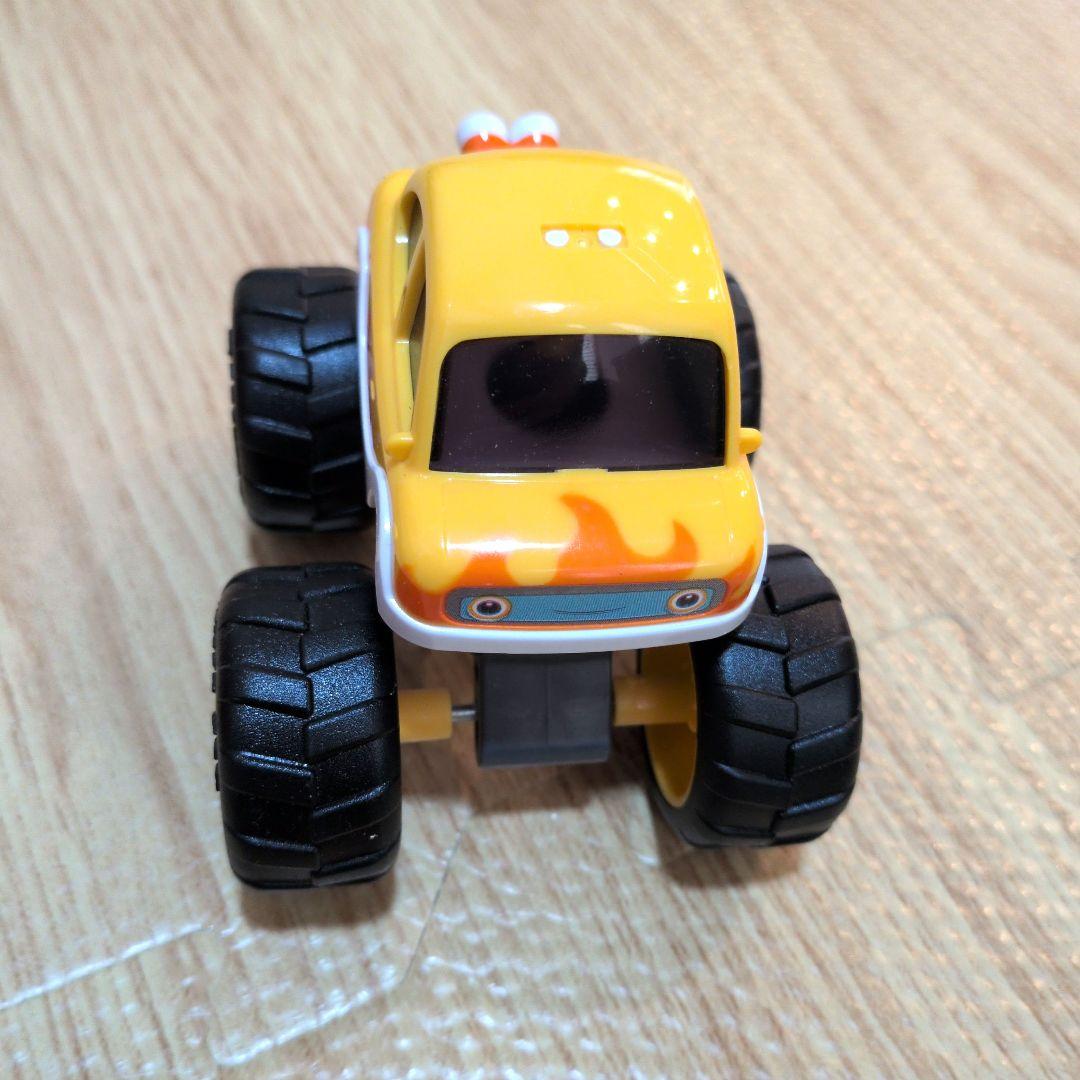 ベイビーバス　ミニカーセット