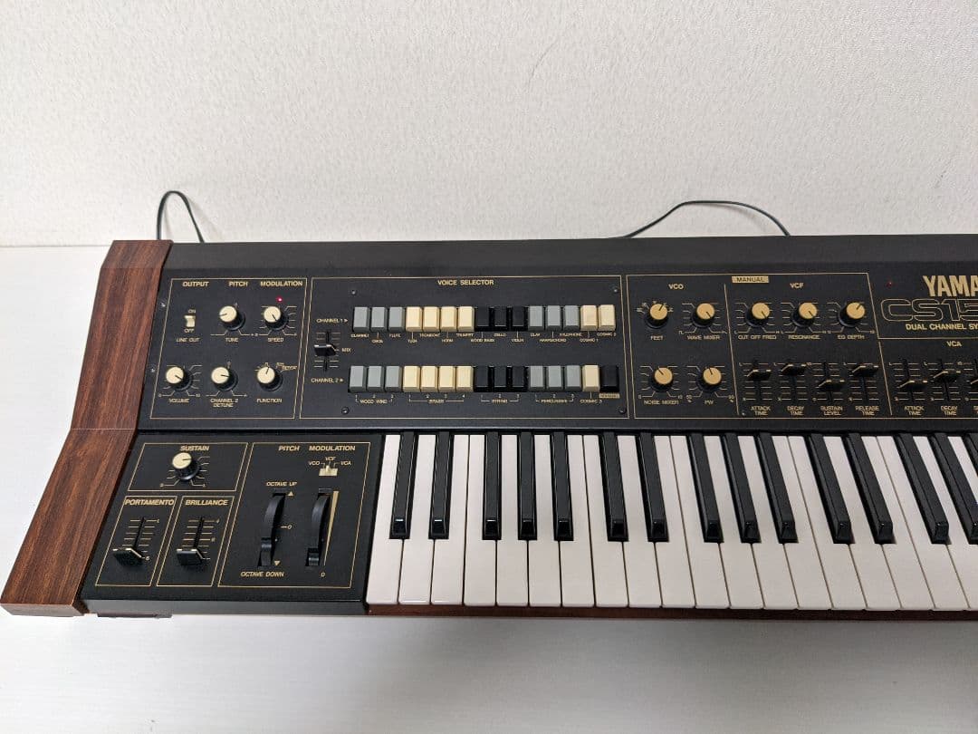 Yamaha CS-15D アナログシンセサイザー