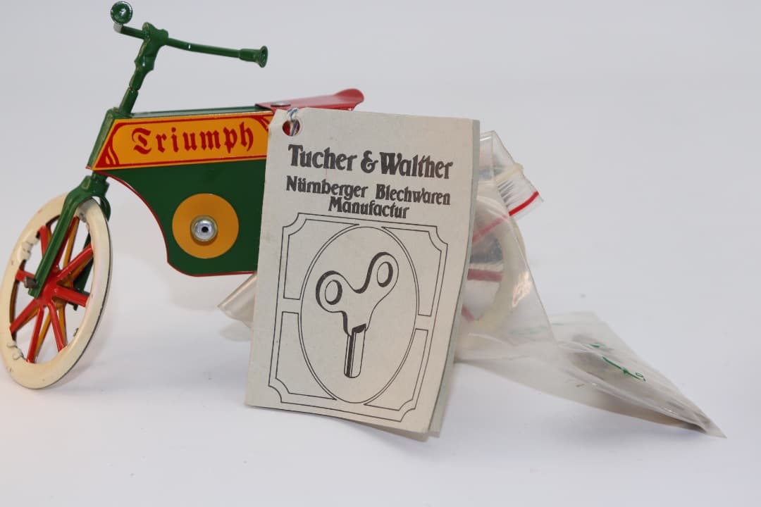 Teddy Bear with Tricycle Tucker＆Walther