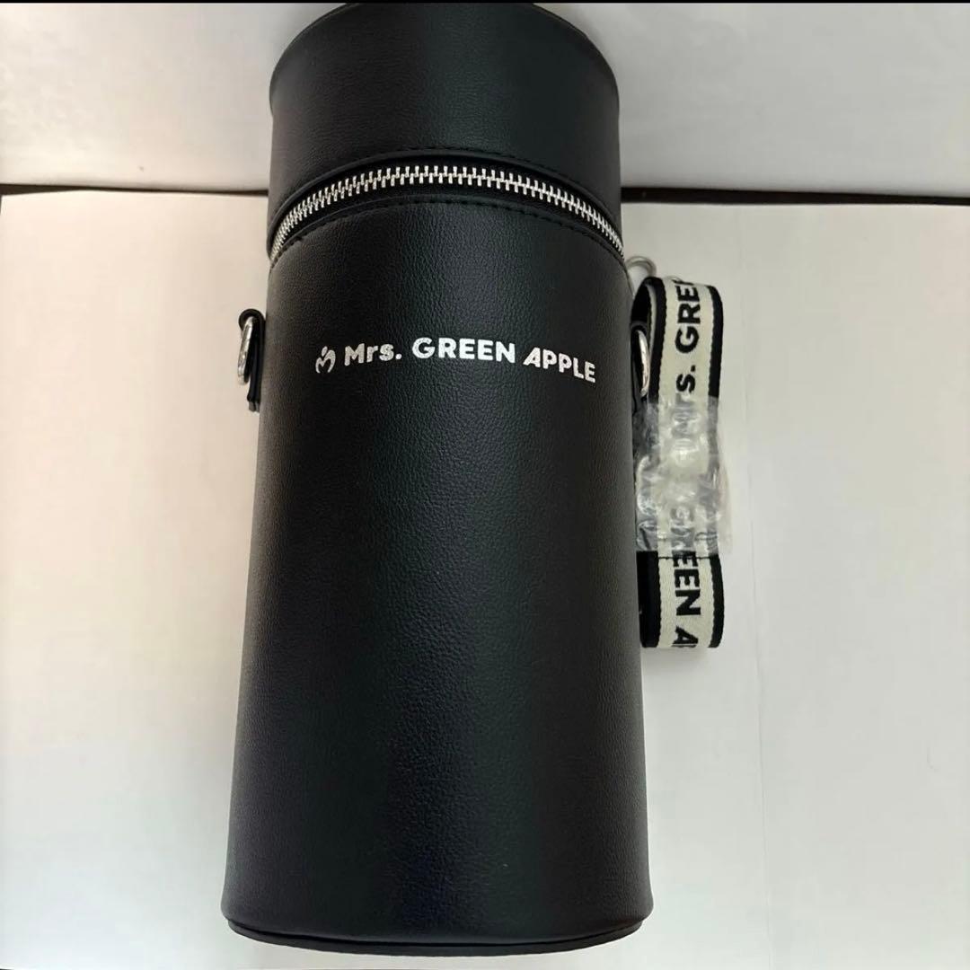 ミセスグリーンアップル　ライトスティックケース ストラップ付き黒