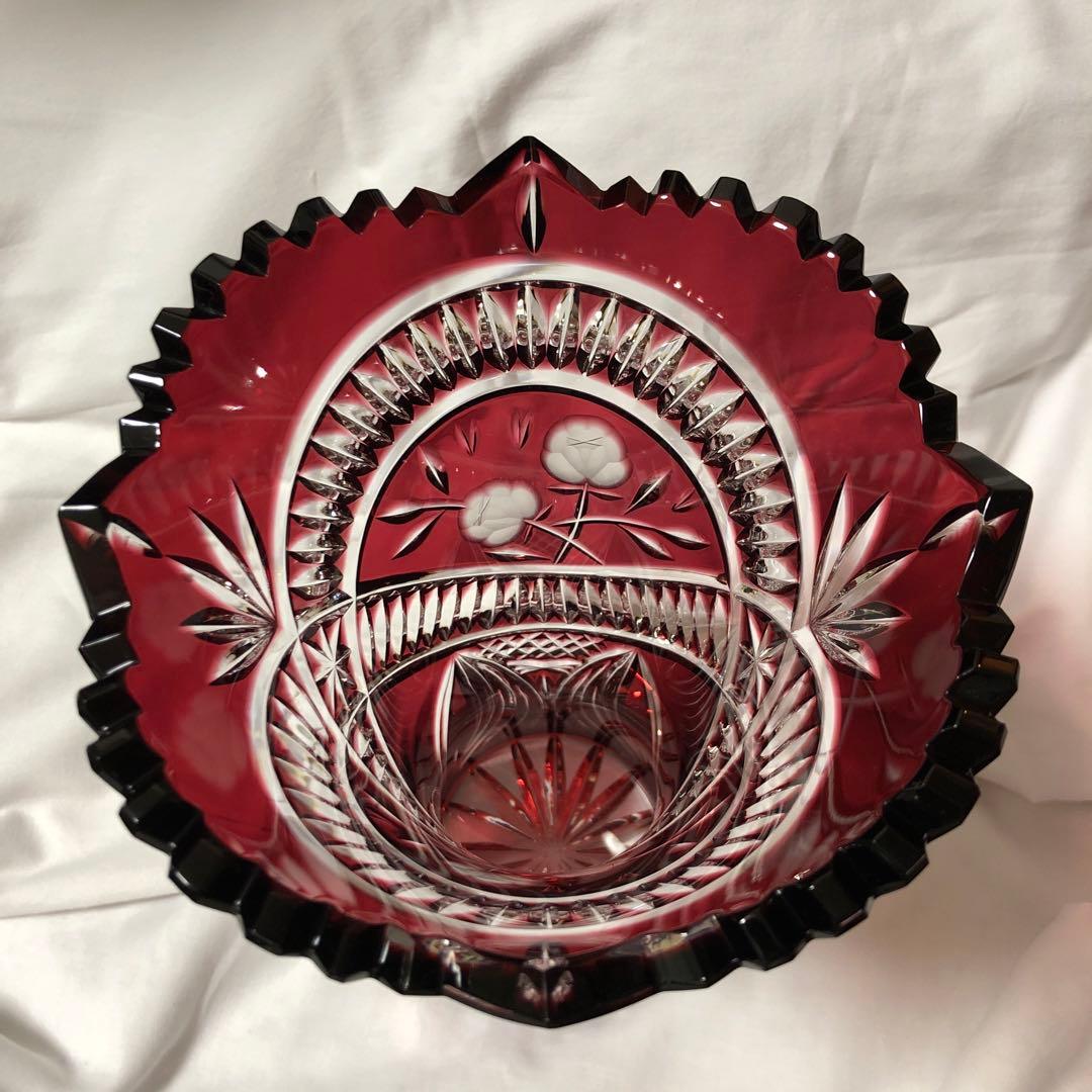 赤いガラスセール