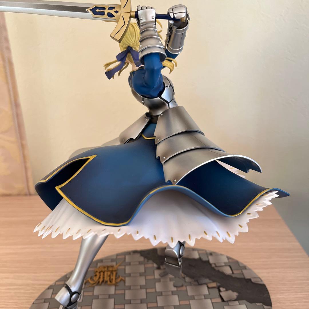 セイバー 〜約束された勝利の剣　Fate/stay night フィギュア