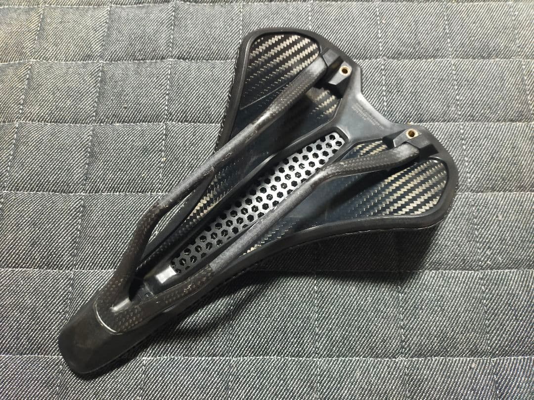 S-WORKS ROMIN EVO MIRROR サドル　155mm