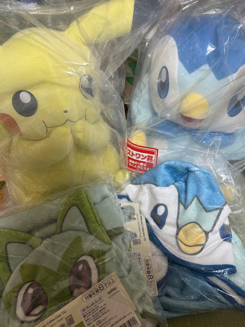 ポケモン 1番くじ ラストワン賞 ポンチョ ぬいぐるみ