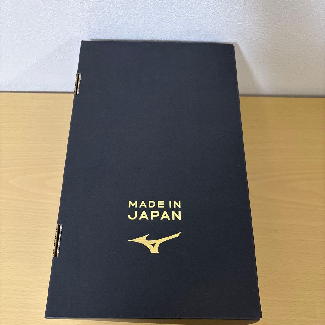 【新品・未使用】ミズノ クロノインクス9 28cm