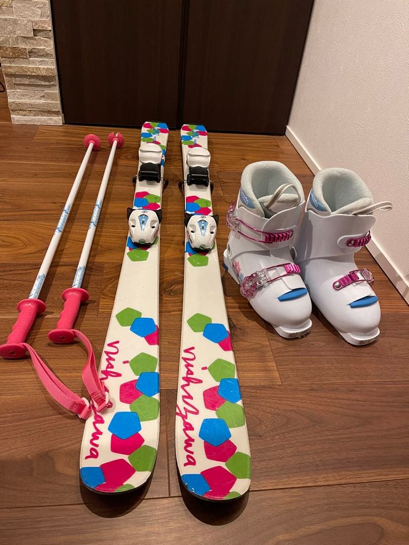 キッズ　スキー板118㎝　ビンディング　スキー靴　ストック　子供用　セット