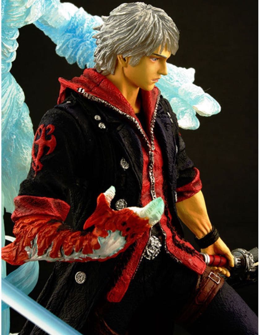 【未開封】デビルメイクライ4 ネロ　初回特典付　イージーホビー