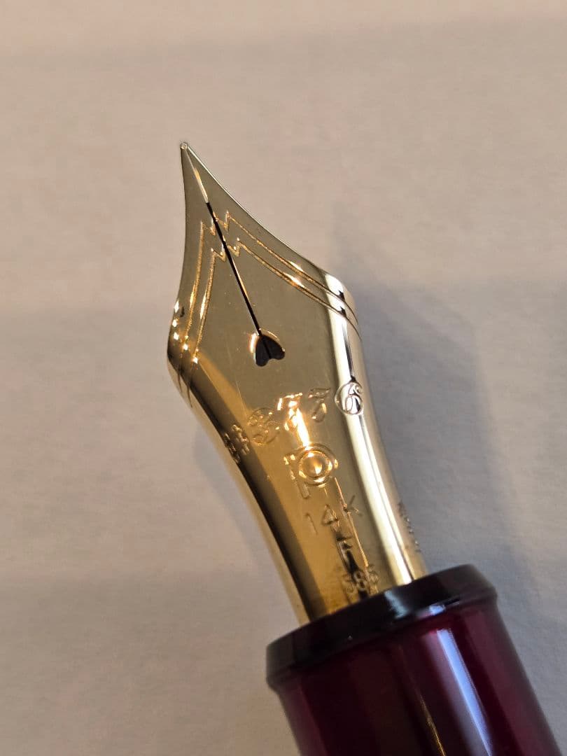 プラチナ万年筆 #3776 センチュリー ブルゴーニュ