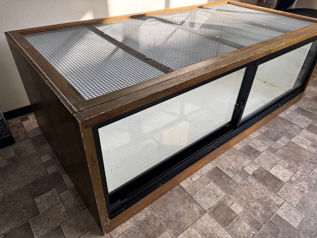 特大爬虫類ケージ　1800×900×600 FandK アルミサッシ、防水仕様