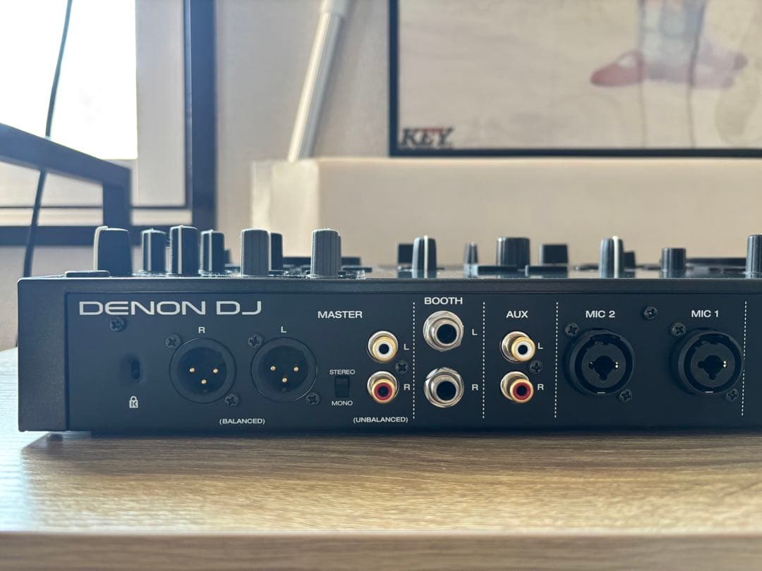 DENON DJ PRIME GO ポータブルDJ機材 本体中古
