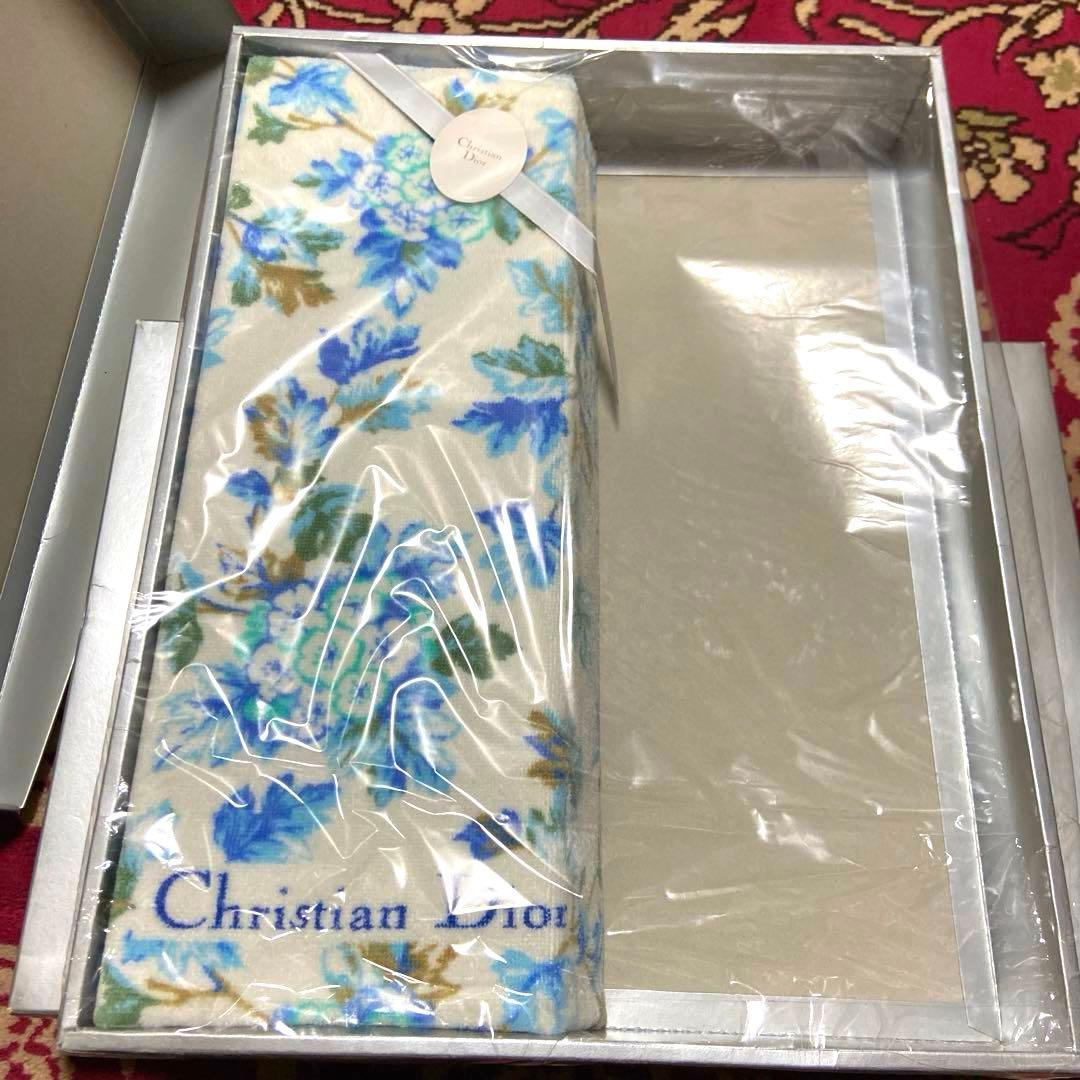 値下げ　クリスチャンディオールバスタオル　ChristianDiorタオル　石鹸