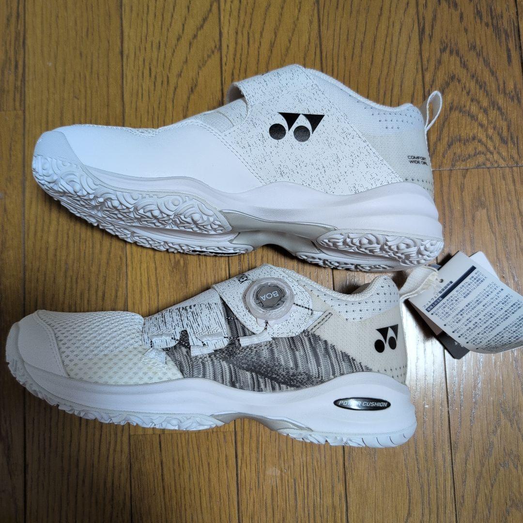 YONEX テニスシューズ ホワイト ワイドフィットダイヤル　23,5