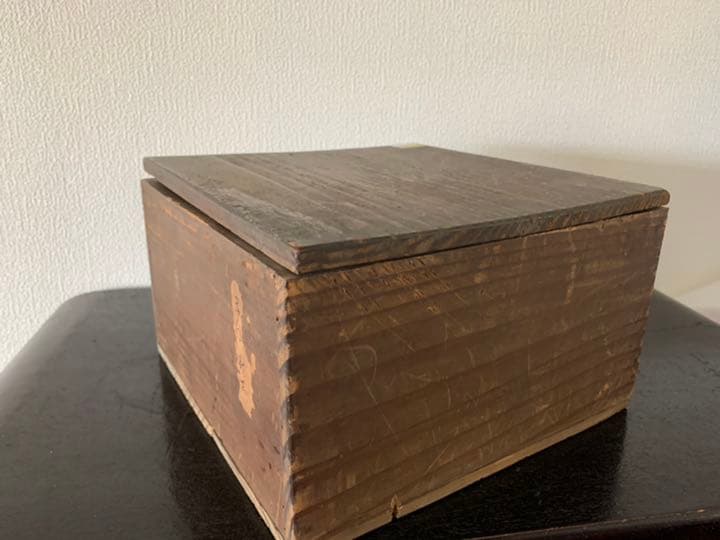 中国清時代青花纏枝蓮茶碗（大清乾隆年製）在銘　XG55-1