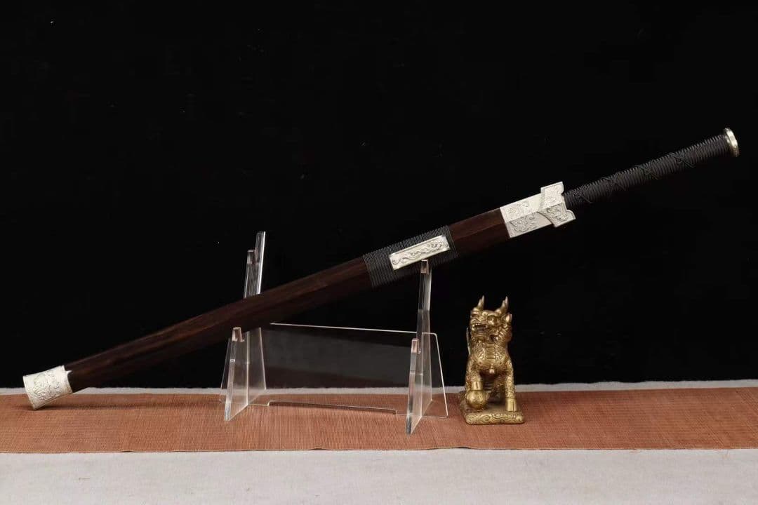 【白銅漢剣】 古兵器 武具　刀装具　日本刀　模造刀 居合刀