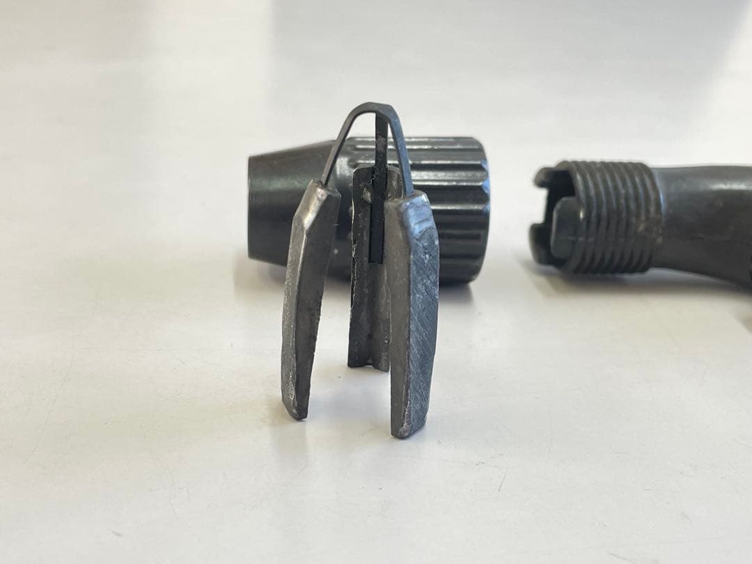 FEATHERWEIGHT CHAMPION ナタグリップ