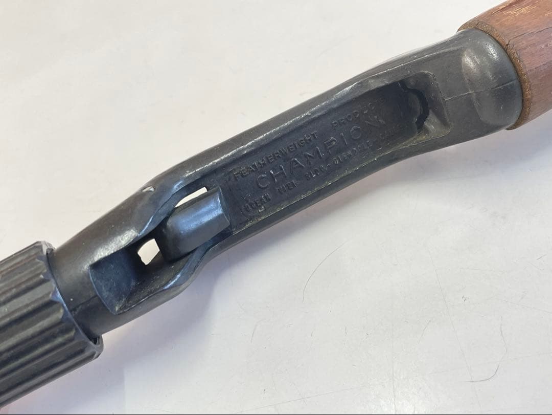 FEATHERWEIGHT CHAMPION ナタグリップ