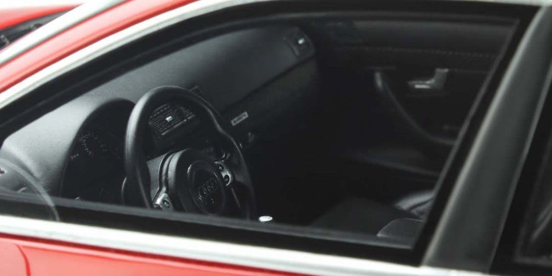 オットー otto 京商 アウディ RS4 4.2 FSI 1/18