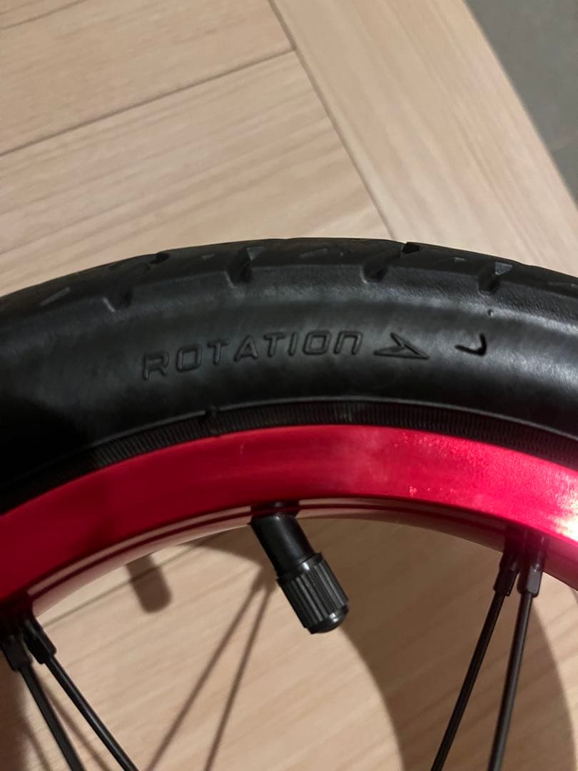 DADDYLAB HEX-WHEEL タイヤセット　ストライダー