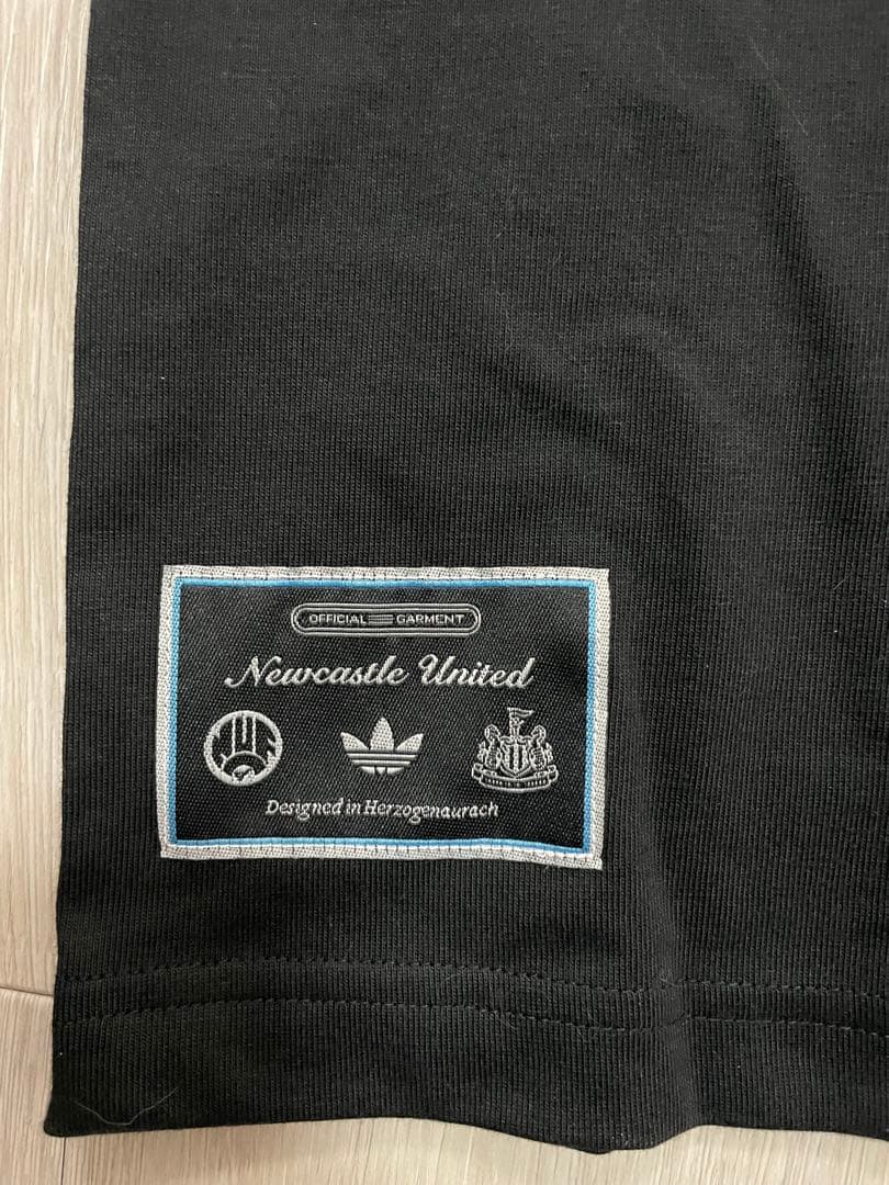 ニューカッスル　Terrace Icon Tee shirt アディダス