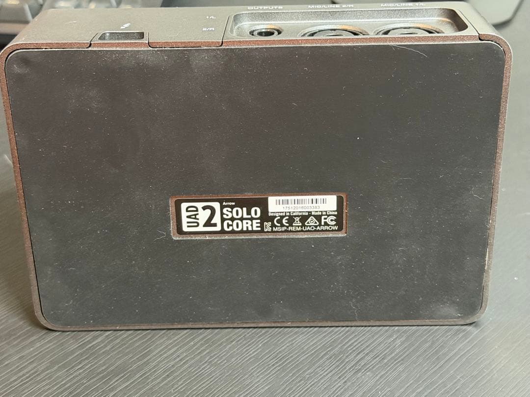 Universal Audio ARROW オーディオインターフェイス