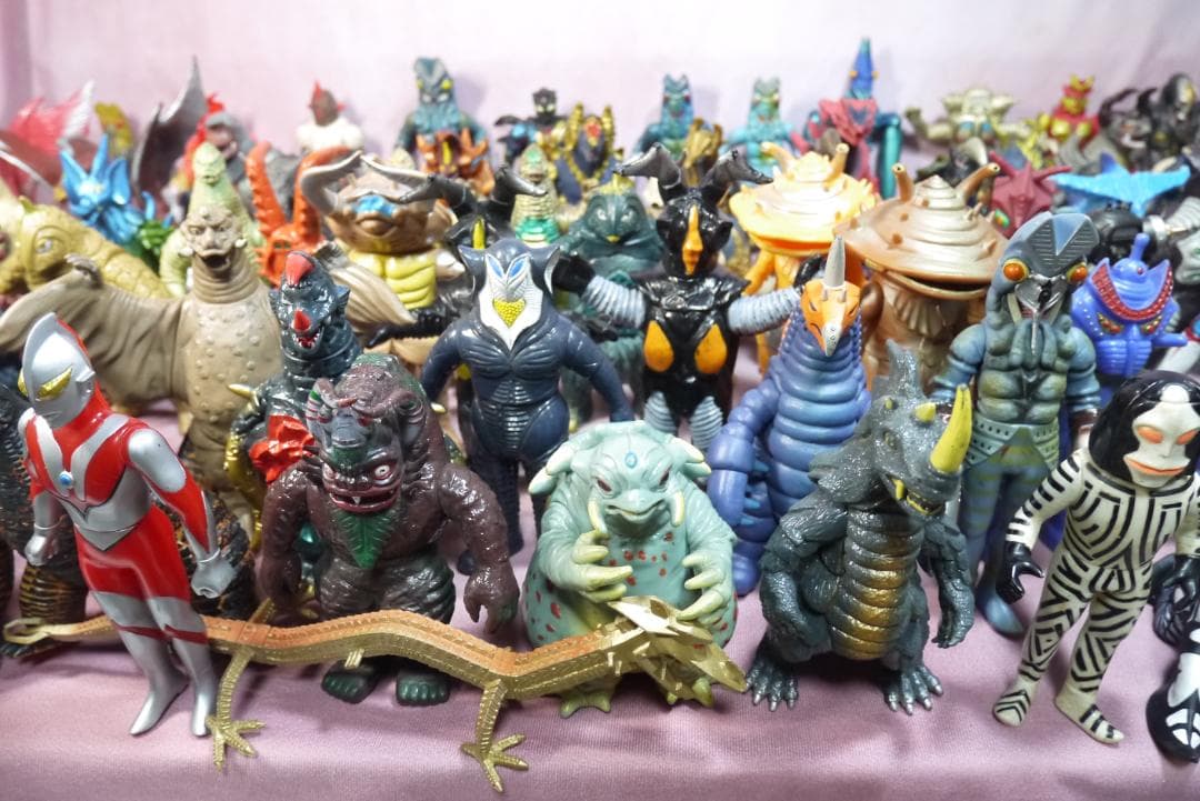 【専用】ウルトラ怪獣シリーズ　怪獣　ソフビ　84体セット